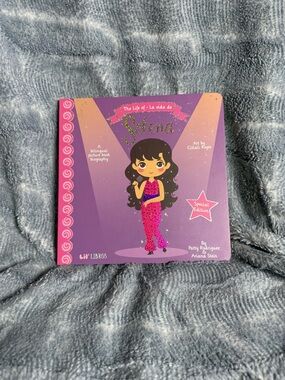 The Life of / La vida de Selena - Purple Pink Kids' Picture Book
